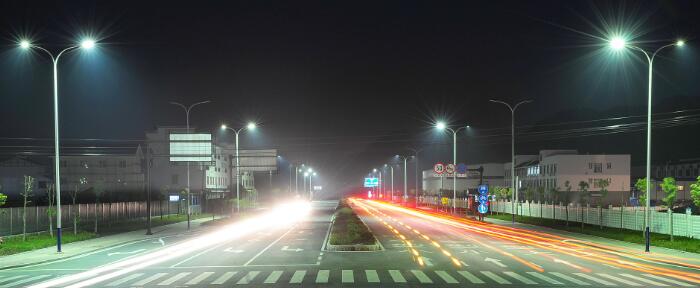 东莞叼嘿直播APP照明 智慧路灯-城市智慧照明